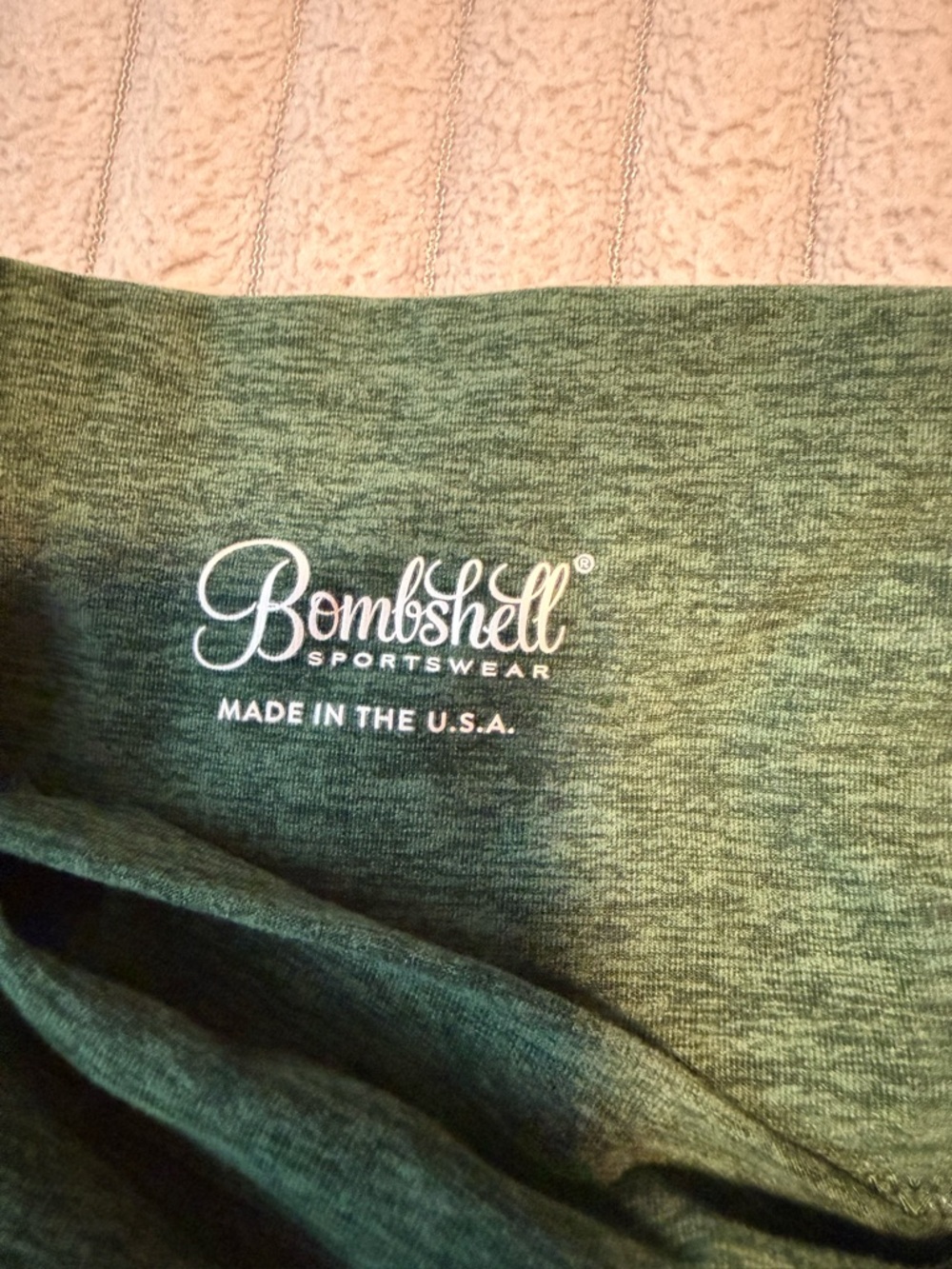 Bombshell Sportswear contour legging - Picture 6 of 6